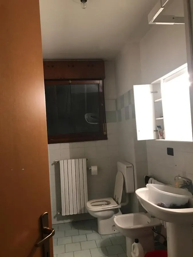 Alloggio in famiglia Residencia San Vitale Appartamento Bologna Italia